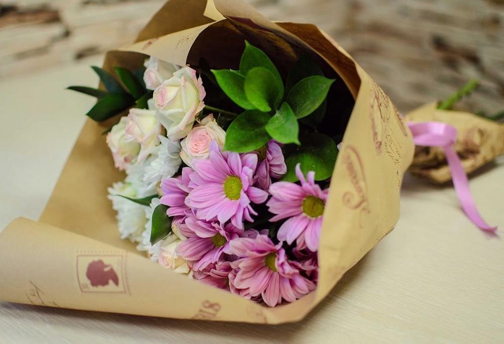 Букет цветов из: Розы и Хризантемы в Грэсовском