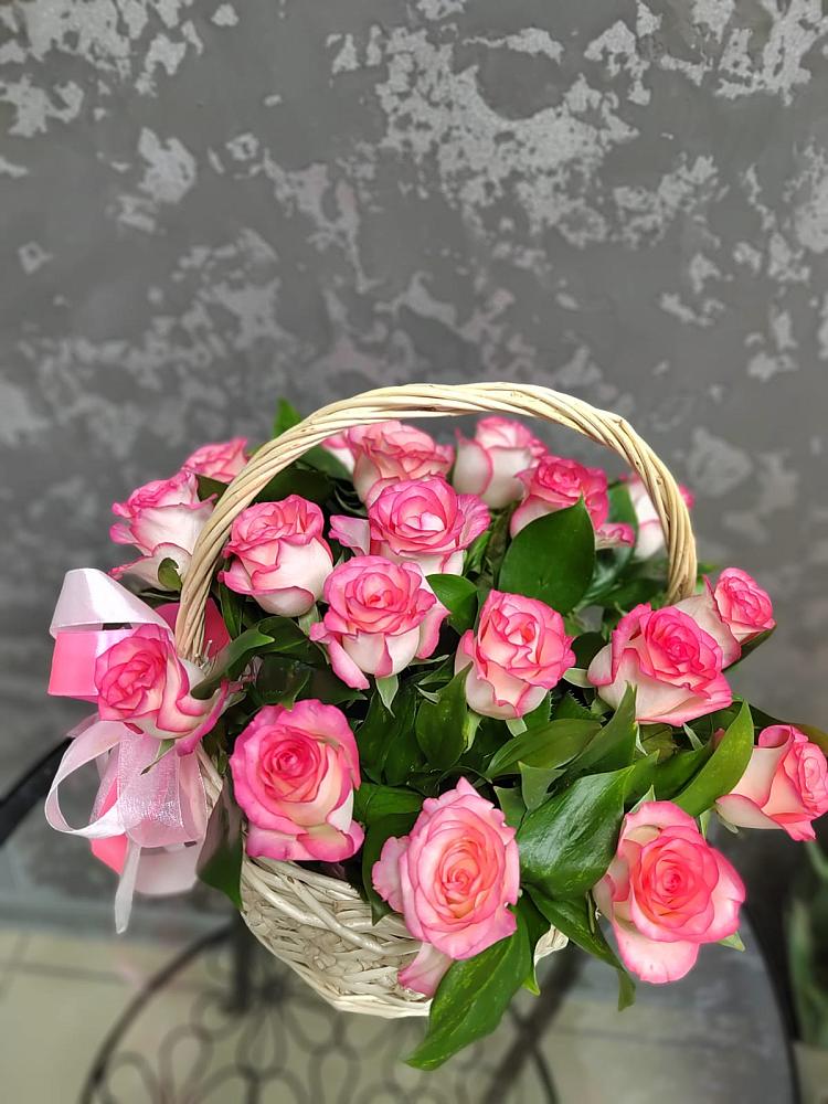 Цветочная композиция из Розы в корзине в Грэсовском