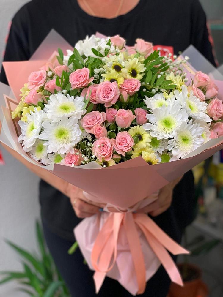 Букет цветов из: Розы и Хризантемы в Грэсовском