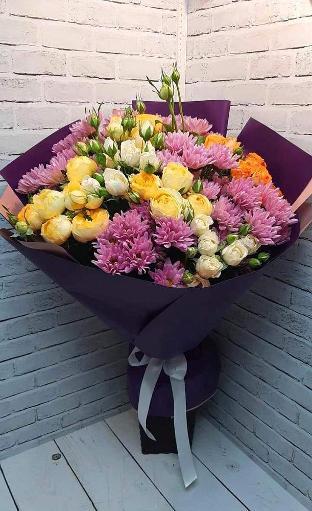 Букет цветов из: Хризантемы и Розы в Грэсовском