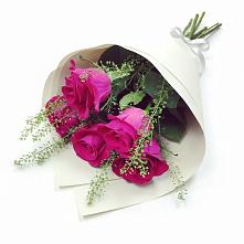 Букет цветов из:  Розы в Грэсовском