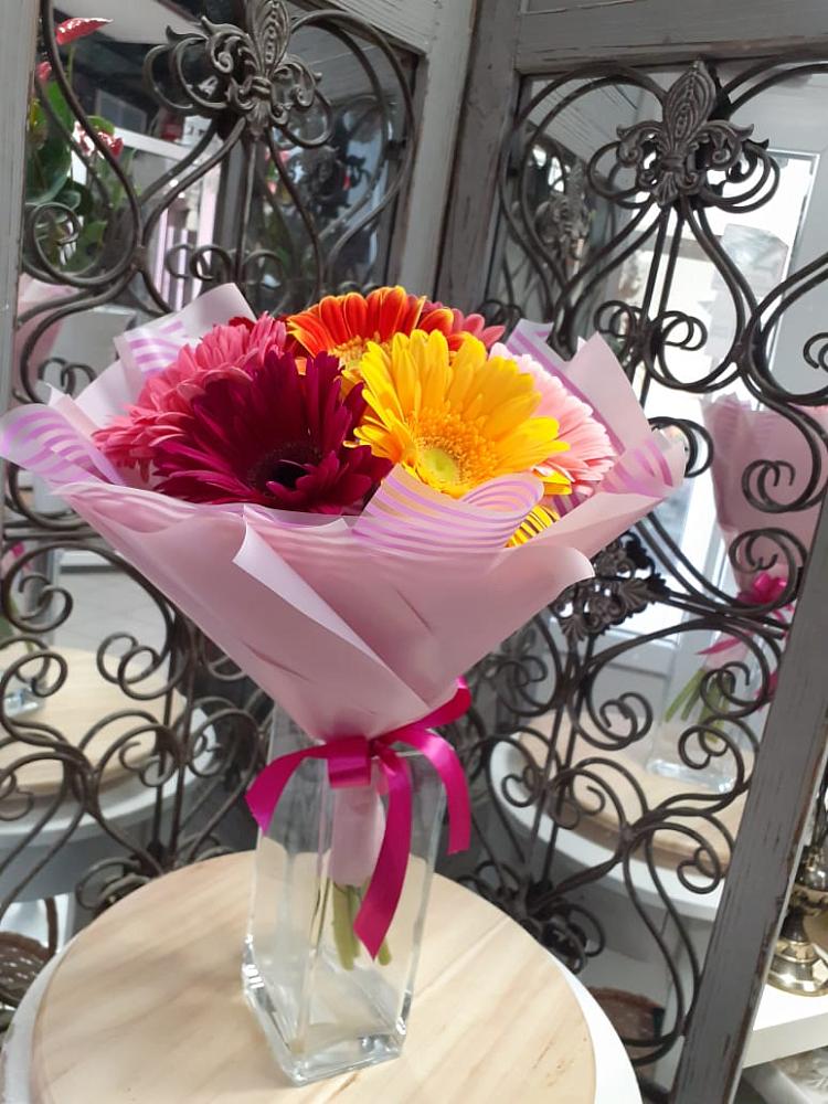 Букет цветов из: Герберы в Грэсовском