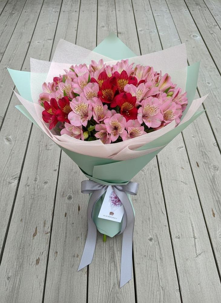 Букет цветов из: Альстромерии в Грэсовском
