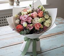 Букет цветов из:  Розы, Лизиантусы и Гвоздики в Грэсовском