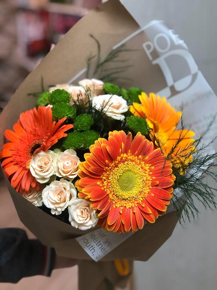 Букет цветов из: Герберы, Хризантемы и Розы в Грэсовском