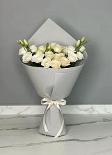 Букет цветов из:  Розы и Лизиантусы в Грэсовском